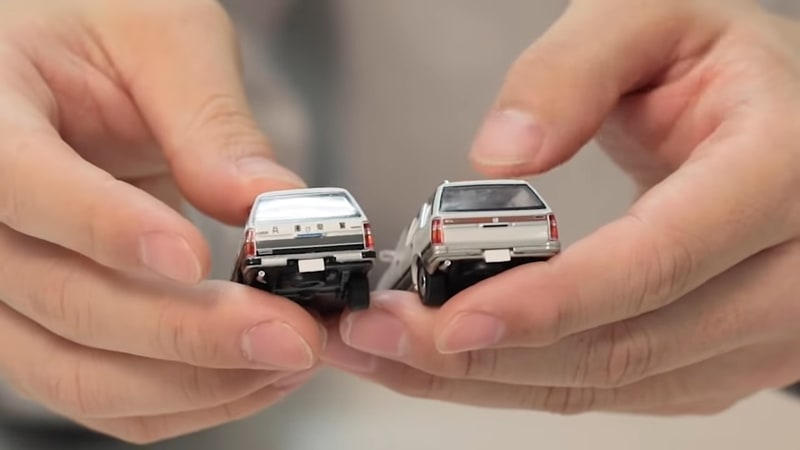 パトカーとの異なる点も紹介