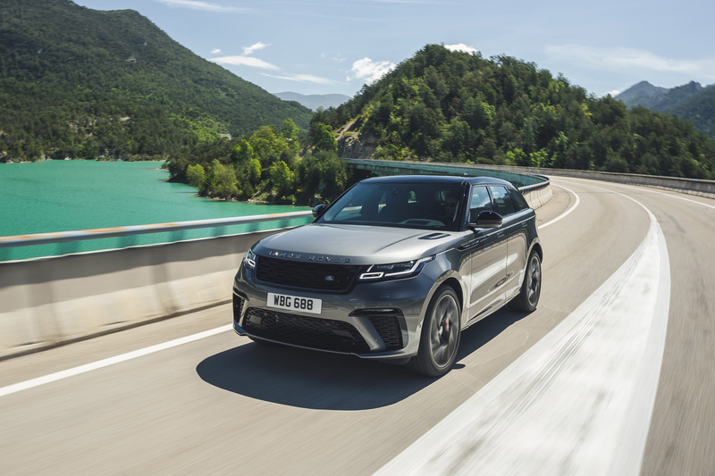 世界中に100店舗を展開するSVスペシャリストセンターが、SVシリーズの売り上げに貢献