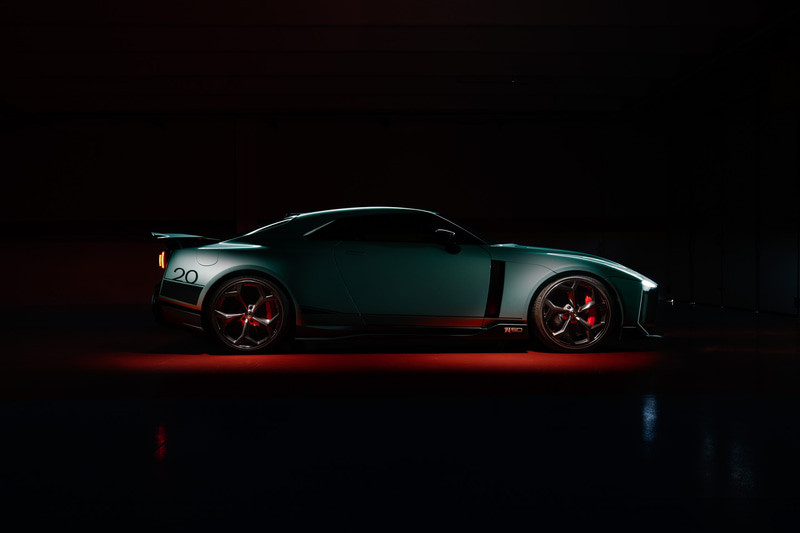 Nissan GT-R50 by Italdesignの市販モデル