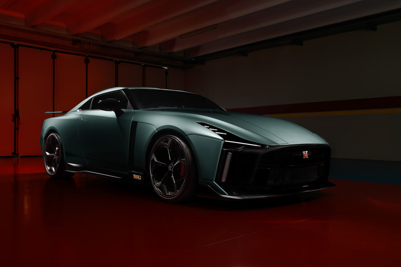 Nissan GT-R50 by Italdesignの市販モデル
