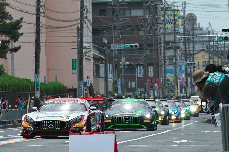 2019年に初開催されたレーシングカーパレードも中止に