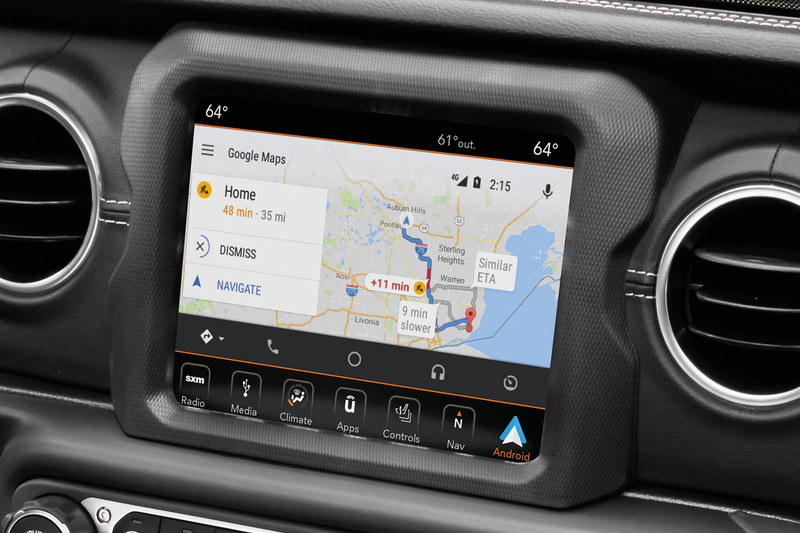 8.4インチタッチパネルモニター付オーディオナビゲーションシステム（Uconnect）