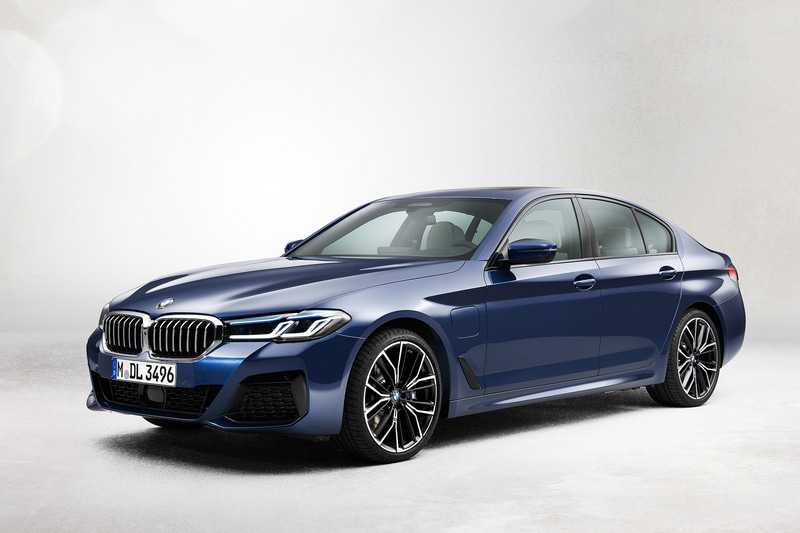 新型5シリーズ セダン