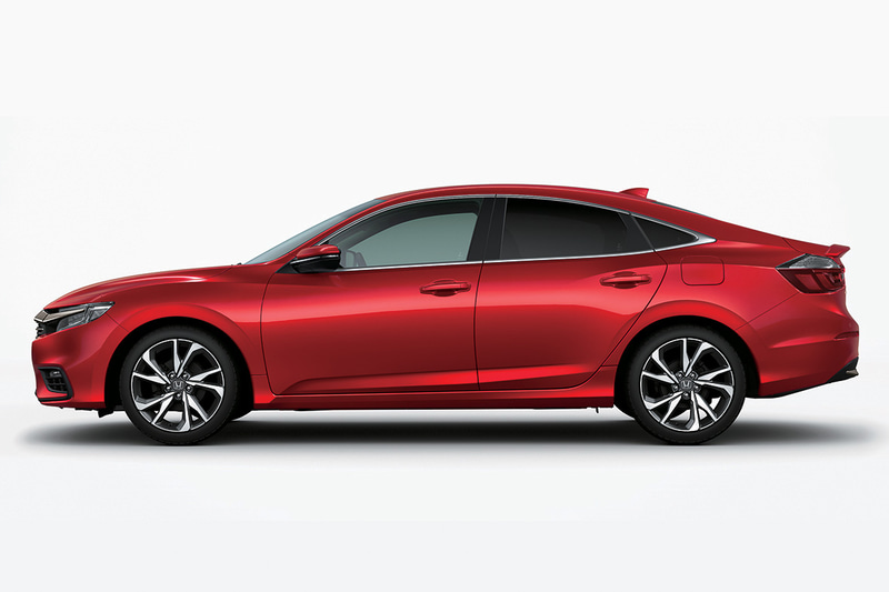 「プレミアムクリスタルレッド・メタリック」