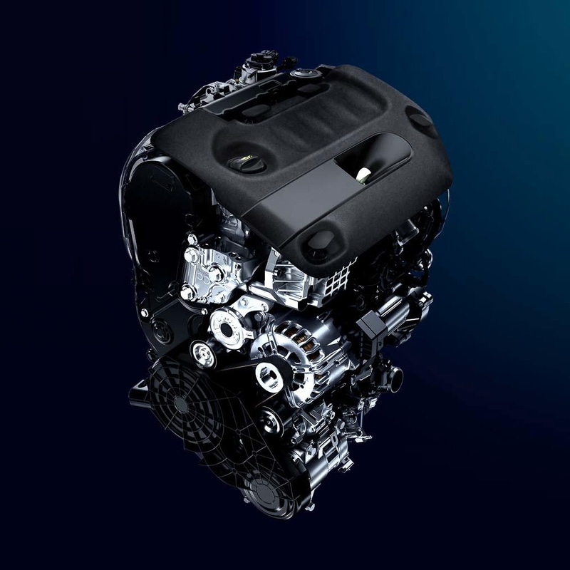 パワートレーンは最高出力130kW（177PS）/3750rpm、最大トルク400Nm/2000rpmを発生する直列4気筒 2.0リッタークリーンディーゼル「DW10」型エンジンと8速ATの組み合わせ