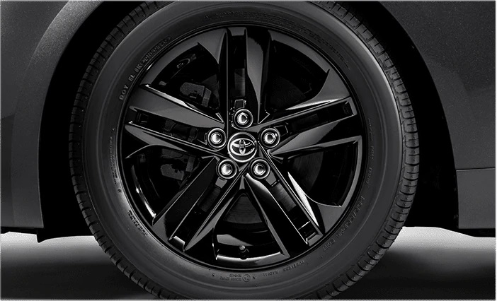 16×7J専用アルミホイール（ブラック塗装／センターオーナメント付）