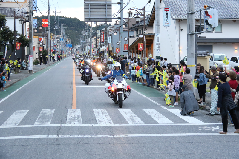 公道パレード「グランプリロードR123パレード」も中止