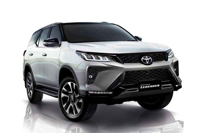 新型フォーチュナーのスペシャルモデルとして設定された「レジェンダー（Legender）」