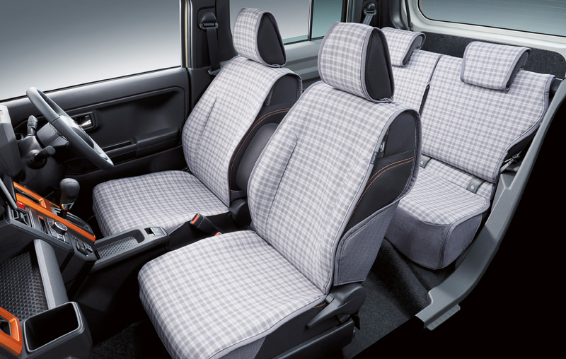 インテリアもディーラーオプションでトータルコーディネート可能