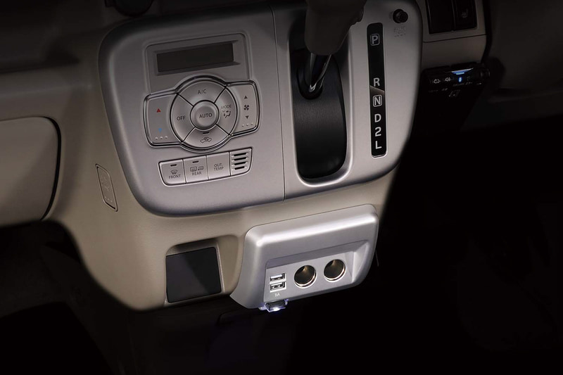 NZ589 エブリイ専用 増設電源ユニット シルバー