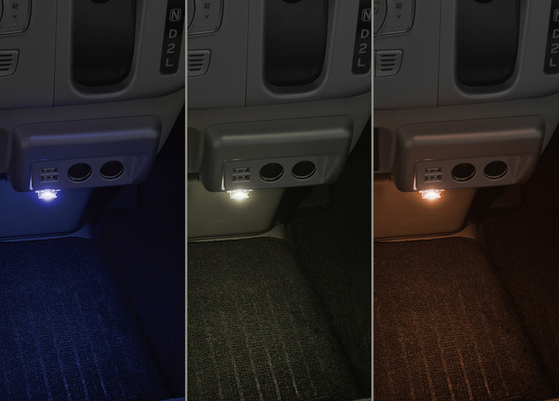 ブルー、ホワイト、オレンジ、3色のLEDフットライトを付属