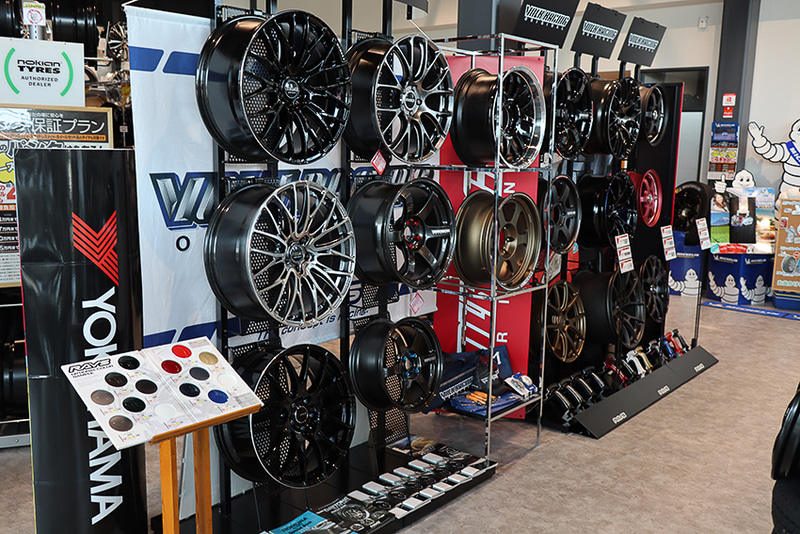 レイズの新製品を中心に展示