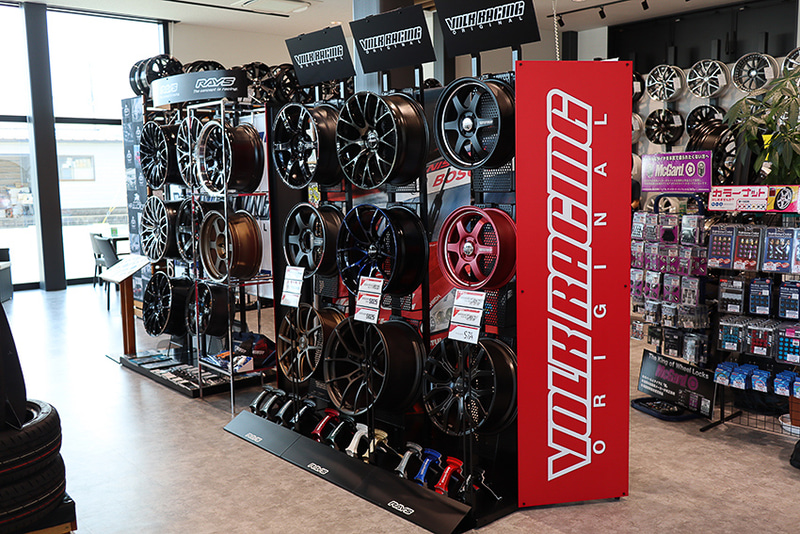 レイズの新製品を中心に展示