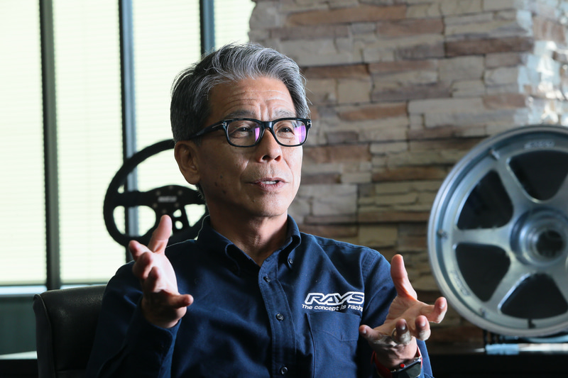 レイズのホイール作りはすべて自社の人材と機材で行なわれている。ここがいちばんの特徴であり強みだと山口氏は語る