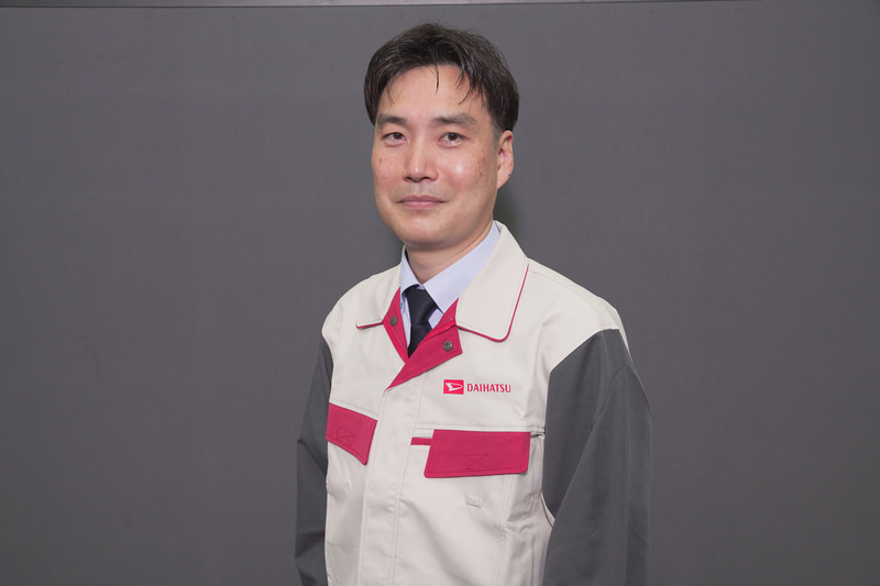 今回の説明会では大阪にあるダイハツ本社とも回線が繋がっていて、タフトの開発に携わった方はそこから参加。こちらは製品企画部 チーフエンジニアの小村明紀氏