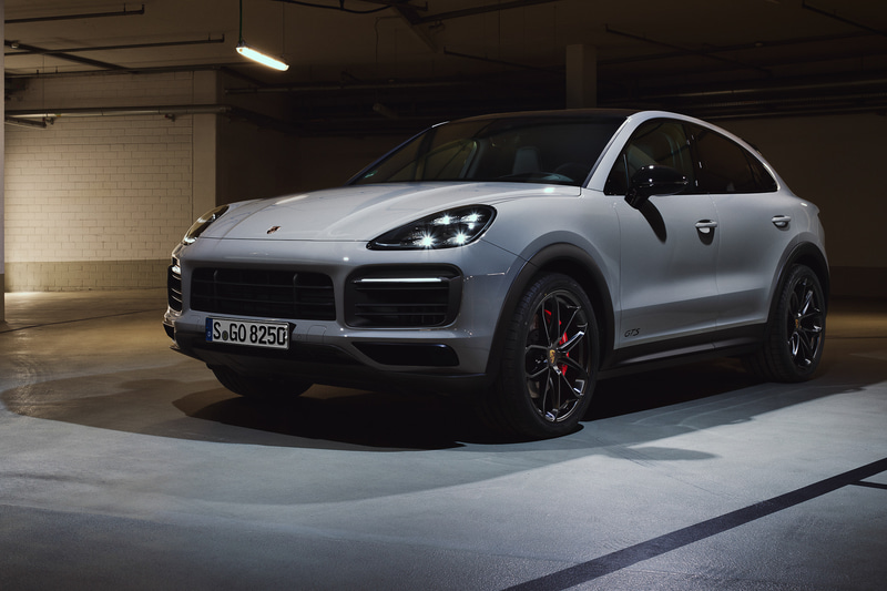 カイエンGTSクーペ