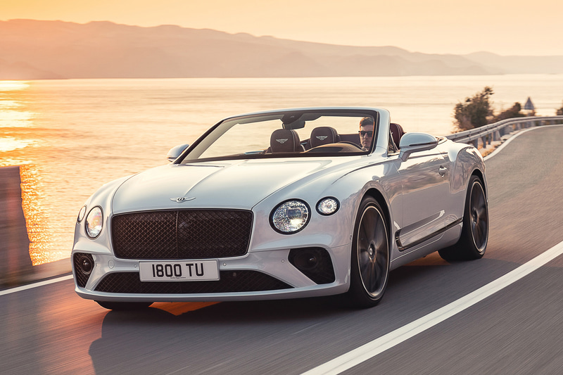 「コンチネンタル GT V8 コンバーチブル」のデリバリーを今夏開始