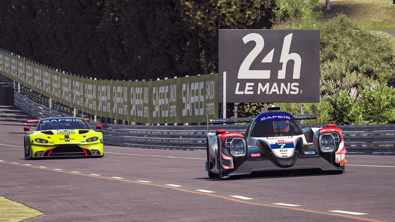 7号車 TOYOTA GAZOO RACING（写真：Xynamic Automotive Photography）