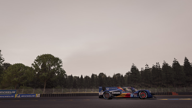 フェルナンド・アロンソ選手とルーベンス・バリチェロ選手の14号車 FA/RB ALLINSPORTS（写真：Xynamic Automotive Photography）