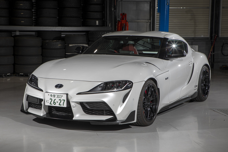 BLITZ GR SUPRA、グレードはRZ。SZグレードの開発車両も持っている