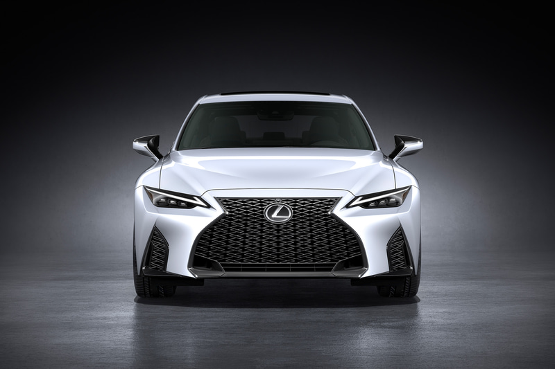 IS300 AWD F SPORTモデル