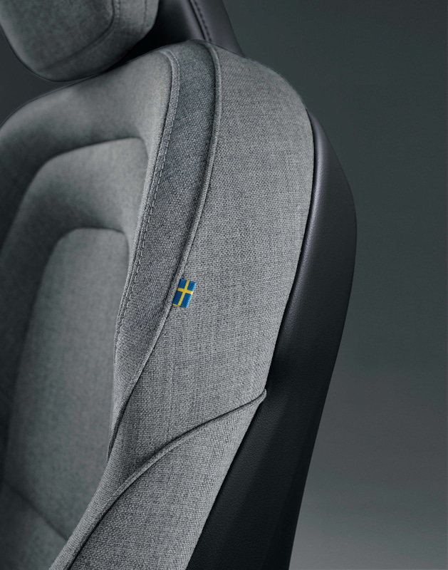 サイドにはスウェーデン国旗のタグが付く