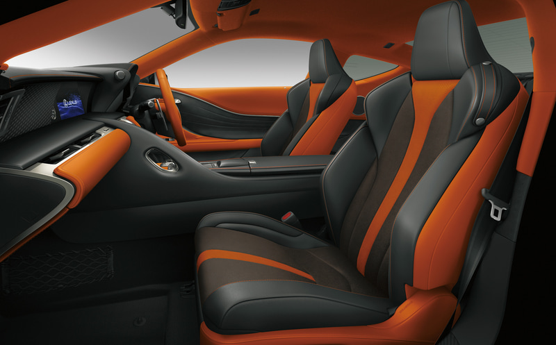 LC500hのインテリア