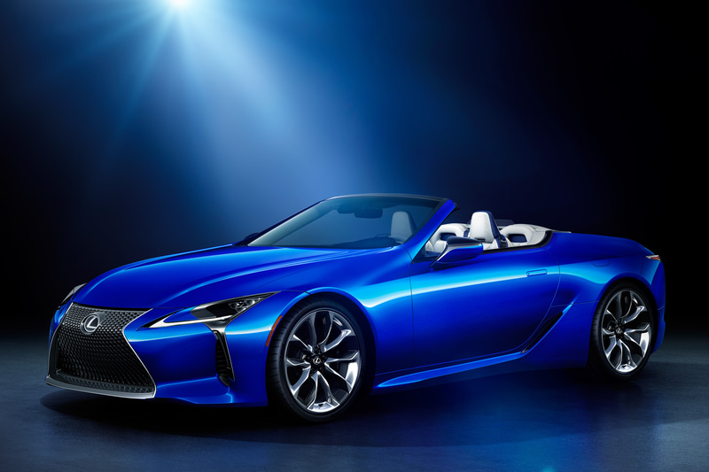 限定60台の特別仕様車「LC500 コンバーチブル“Structural Blue”」