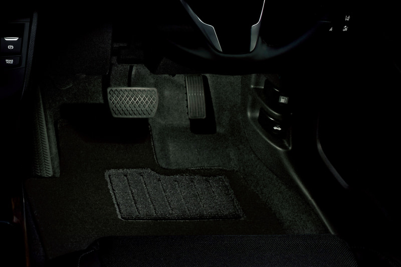 キャンドルホワイト（乗車中）の点灯イメージ