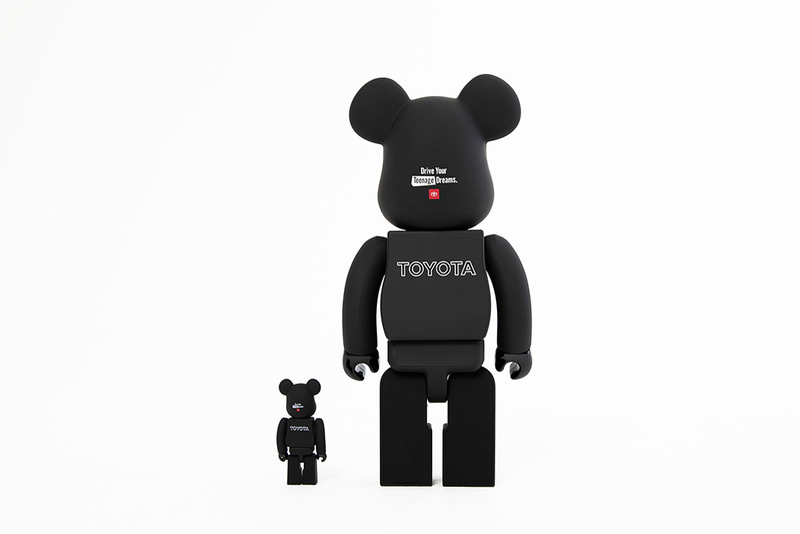 BE@RBRICK TOYOTA“Drive Your Teenage Dreams.”の背中側