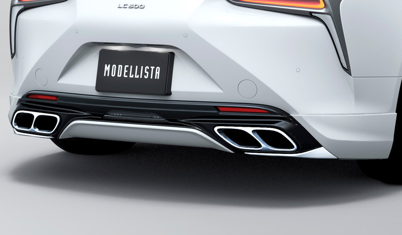 リアスタイリングキット：30万8000円（塗装済み）、29万7000円（素地）