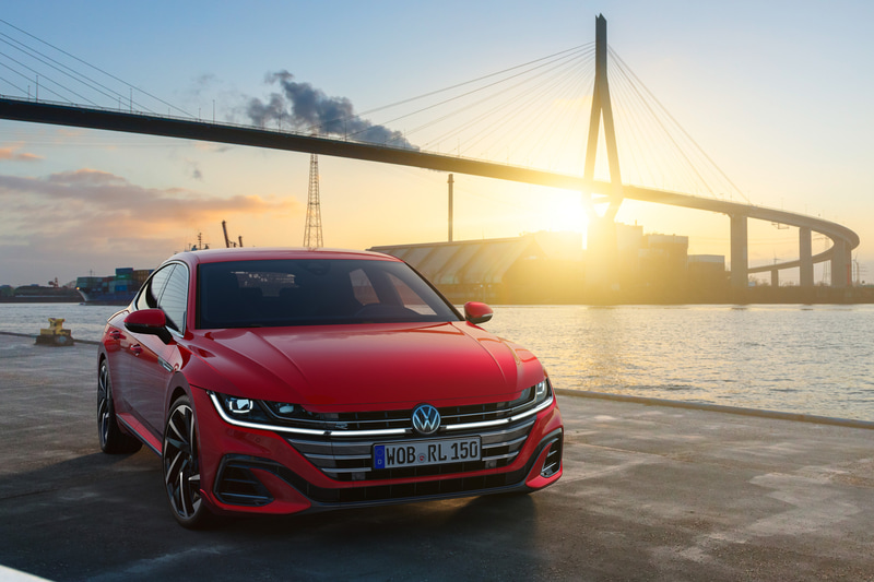 新型「アルテオン」