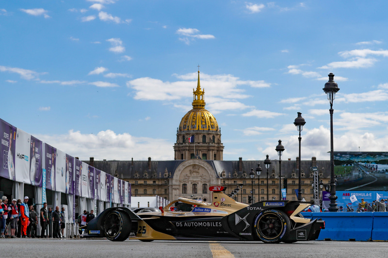 フォーミュラEの電動化テクノロジー「E-TENSE」を活用