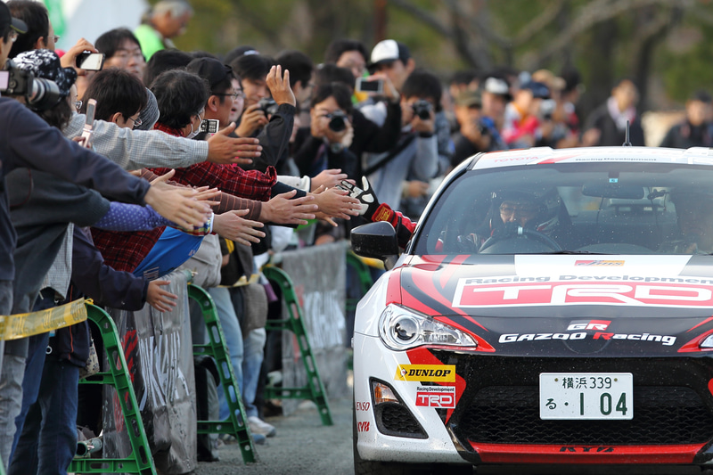 MORIZO選手の参戦で盛り上がる2012年のTRDラリーチャレンジ（新城）