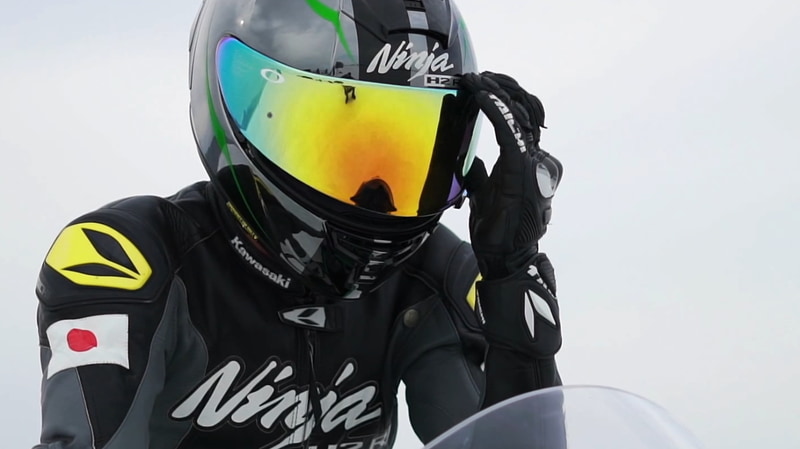 テストライダーは山下繁氏