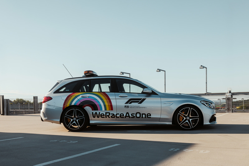 セーフティカーとともにメディカルカー「メルセデスAMG C 63 S エステート」も新デザインを採用する