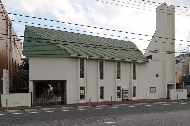 母と姉により建てられた「ザ・チャペル・オブ・アドレーション」