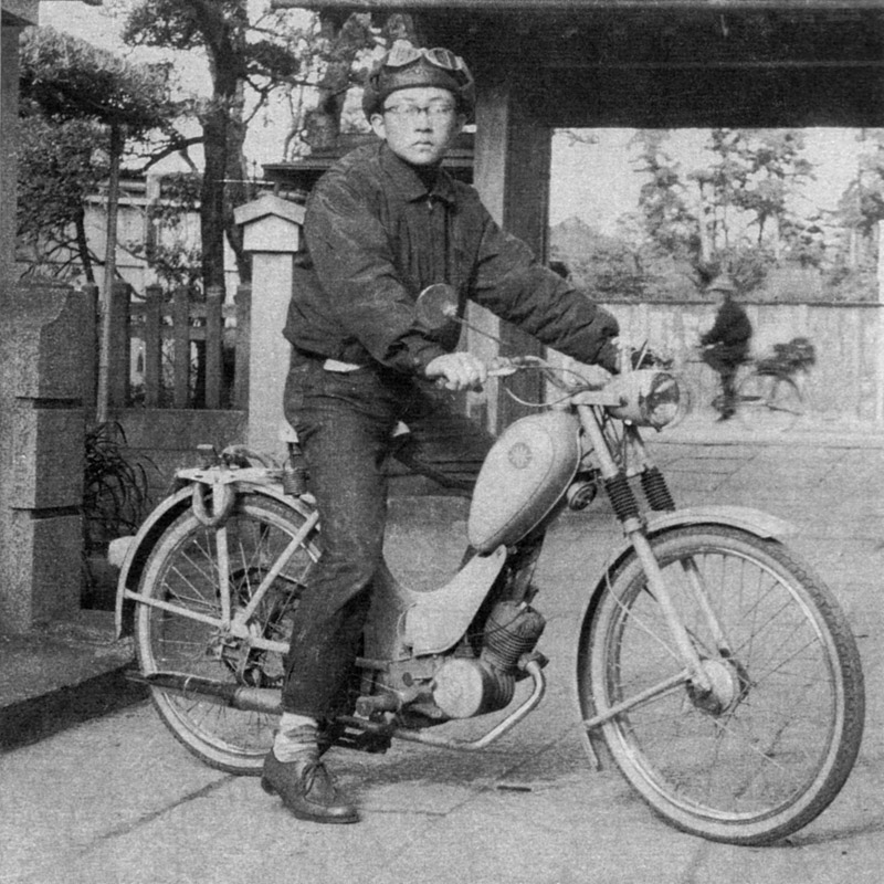 クライドラーにまたがる浮谷東次郎