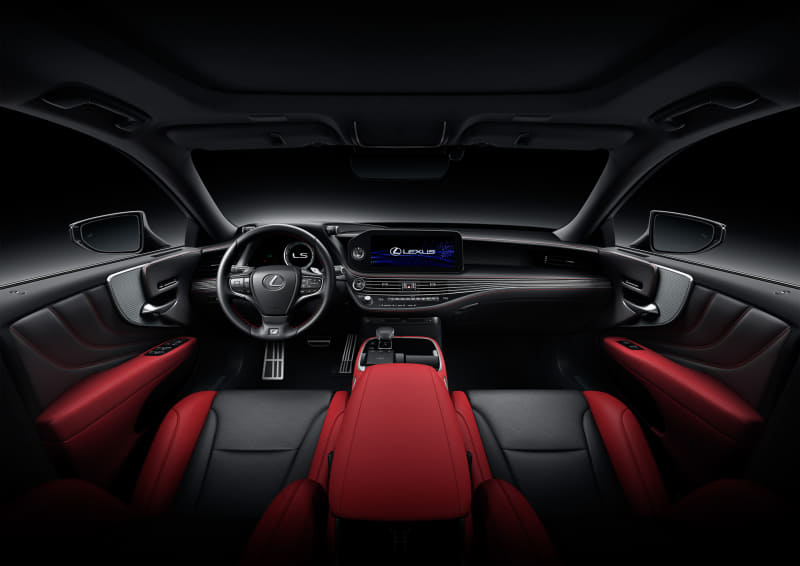 新型LSのインテリア