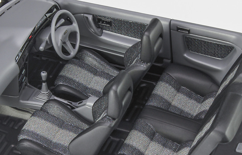 トヨタ カローラ レビン AE92 GT APEX 前期型（写真は完成見本）