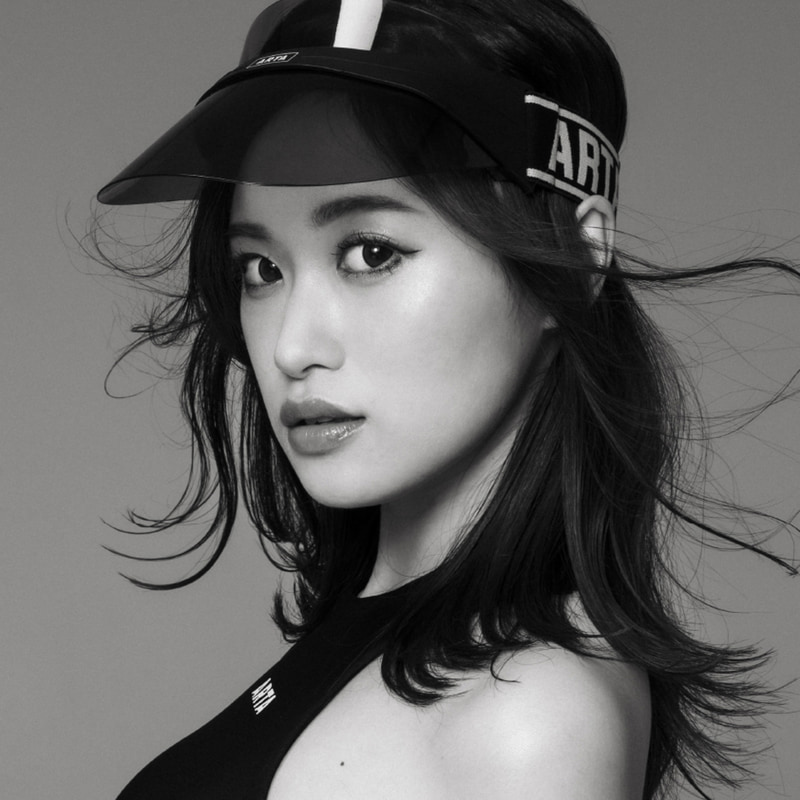 綾瀬まお（あやせまお）さん。Twitter：@ayasemaochi Instagram：maoto_a