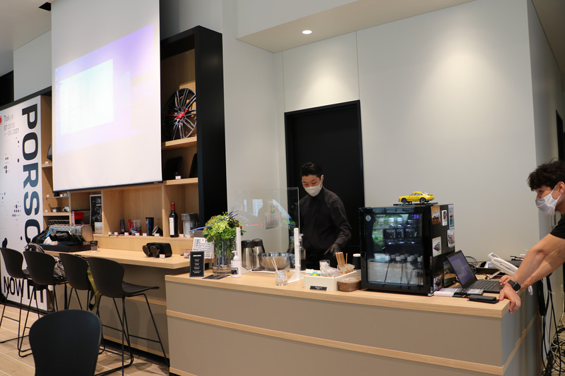 ドリンクも注文できる