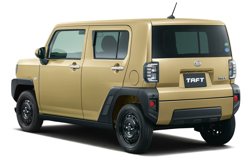 タフト X（サンドベージュメタリック）