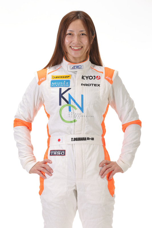 #36 荻原友美　KNC VITA