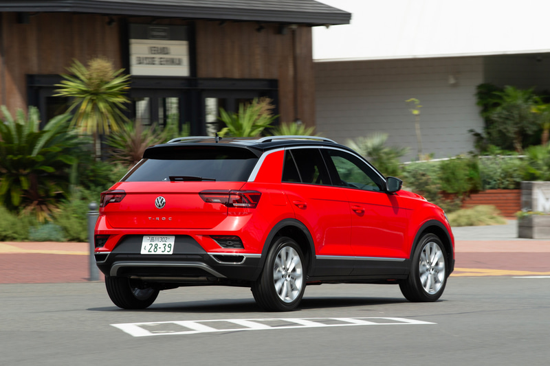T-Roc TDI Sport。フォルクスワーゲンのSUVとして初となる2トーンカラーを採用