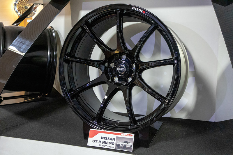 日産 GT-R ニスモ用の20インチホイール