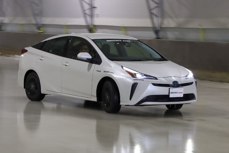 従来モデルと比較するとその差はブレーキ踏み始めから体感できる