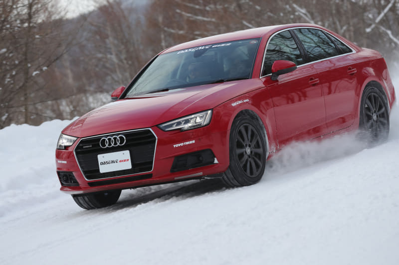 A4にオブザーブ・ギズ2の245/40R18を装着。インフォメーションがしっかりしているのでかなりの速度レンジでも走れてしまう