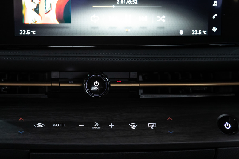 エアコン操作部