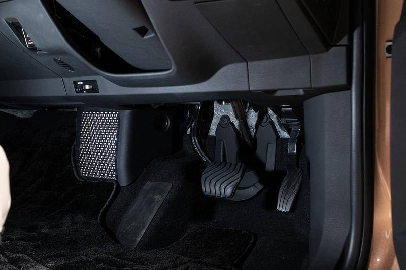 和テイストの意匠が随所に